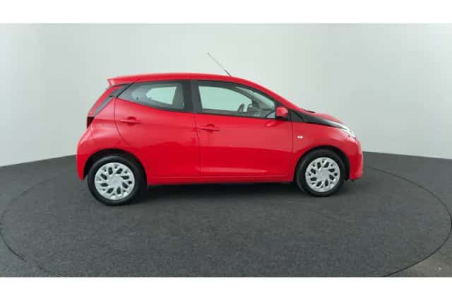 Toyota Aygo (2020) thumbnail 6