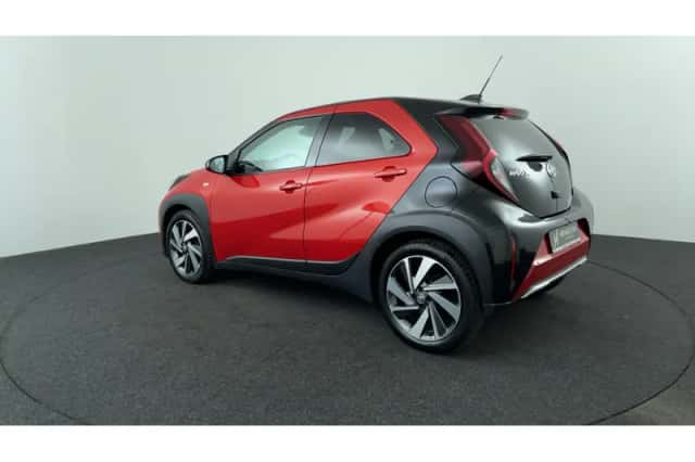 Toyota Aygo X (2022) thumbnail 3