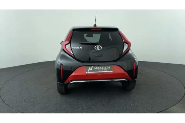 Toyota Aygo X (2022) thumbnail 4