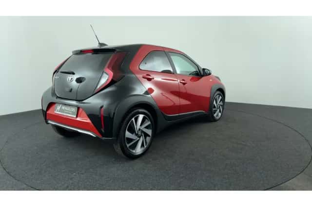 Toyota Aygo X (2022) thumbnail 5