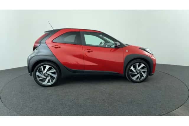 Toyota Aygo X (2022) thumbnail 6