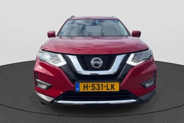 Nissan X-Trail (2020) thumbnail 2