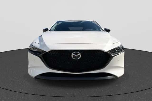 Mazda 3 (2026) thumbnail 2