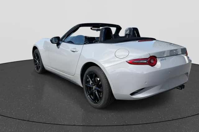 Mazda MX-5 (2026) thumbnail 5