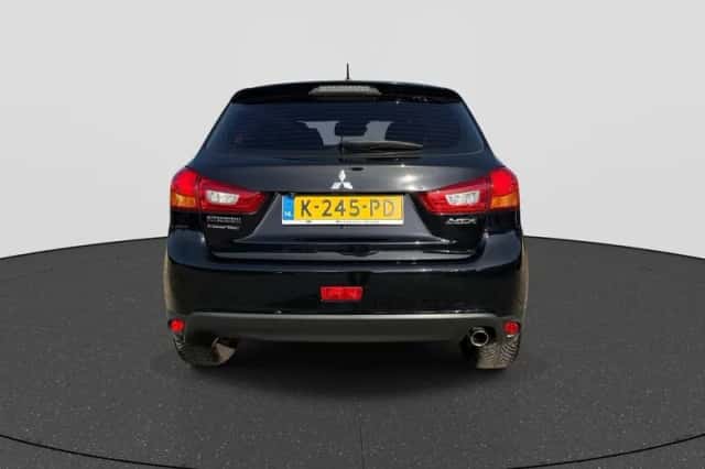 Mitsubishi ASX (2016) thumbnail 6
