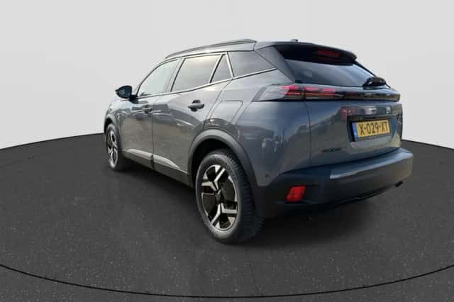 Peugeot 2008 (2024) thumbnail 5