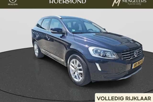 Volvo XC60 (2017) thumbnail 1