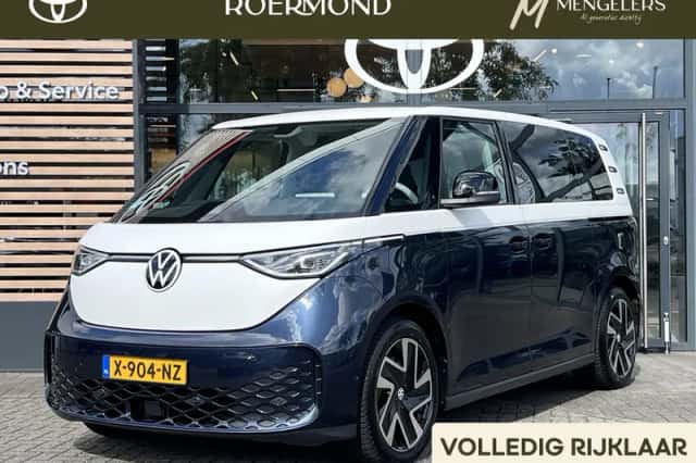 Volkswagen ID. Buzz (2023) thumbnail 1