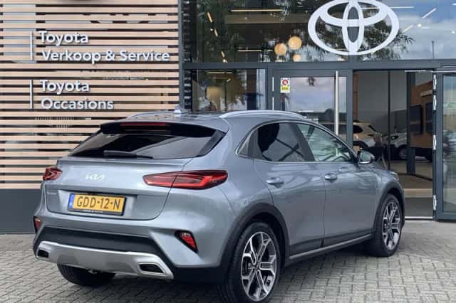 Kia XCeed (2022) thumbnail 5
