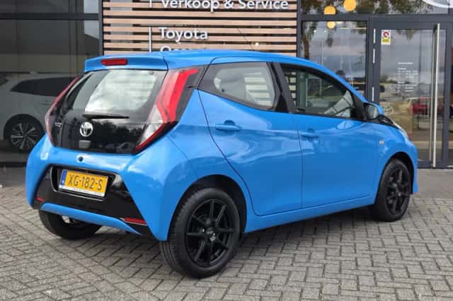 Toyota Aygo (2018) thumbnail 6