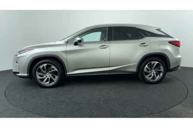 Lexus RX (2016) thumbnail 2
