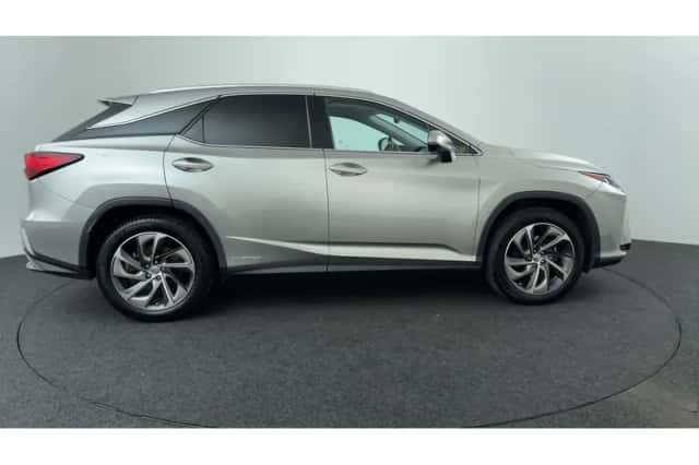 Lexus RX (2016) thumbnail 6