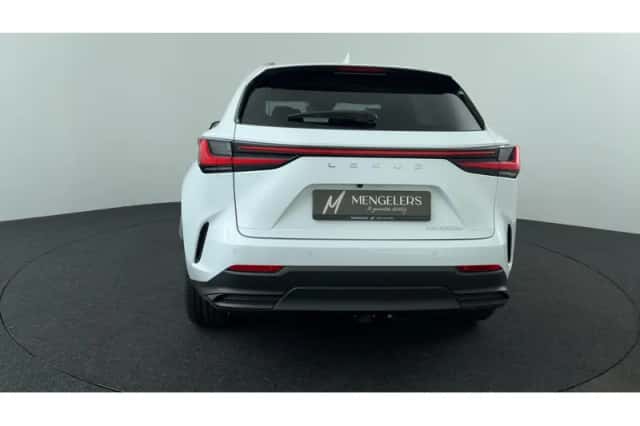 Lexus NX (2026) thumbnail 4