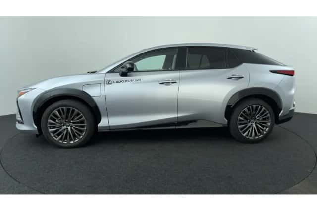 Lexus RZ (2026) thumbnail 2