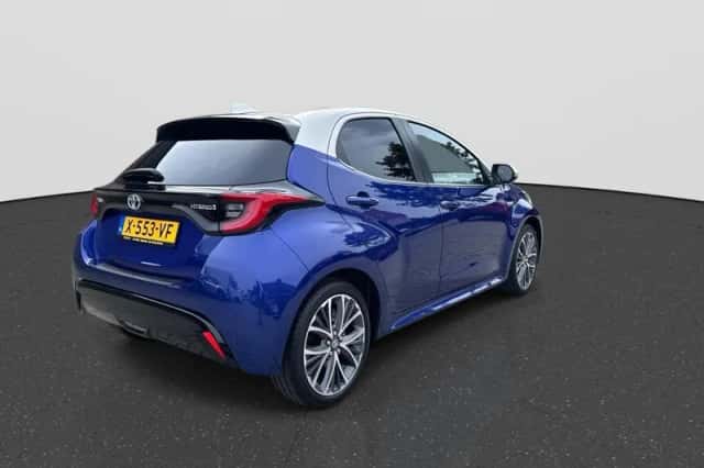 Toyota Yaris (2020) thumbnail 4