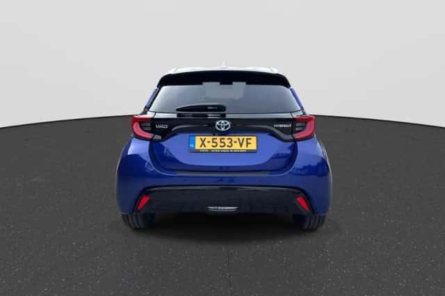 Toyota Yaris (2020) thumbnail 5