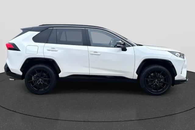Toyota RAV4 (2022) thumbnail 4