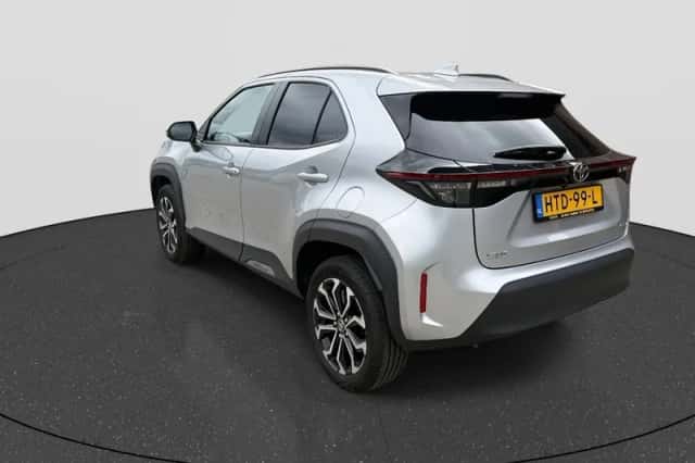 Toyota Yaris Cross (2025) thumbnail 5