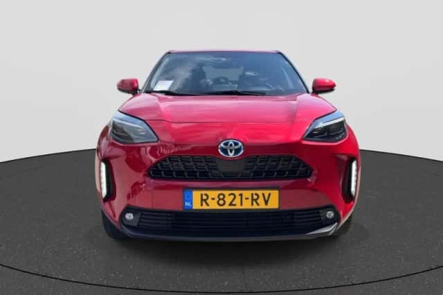 Toyota Yaris Cross (2022) thumbnail 2
