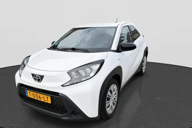 Toyota Aygo X (2023) thumbnail 3