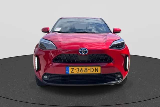 Toyota Yaris Cross (2023) thumbnail 2