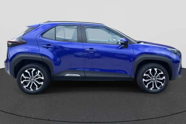Toyota Yaris Cross (2025) thumbnail 4