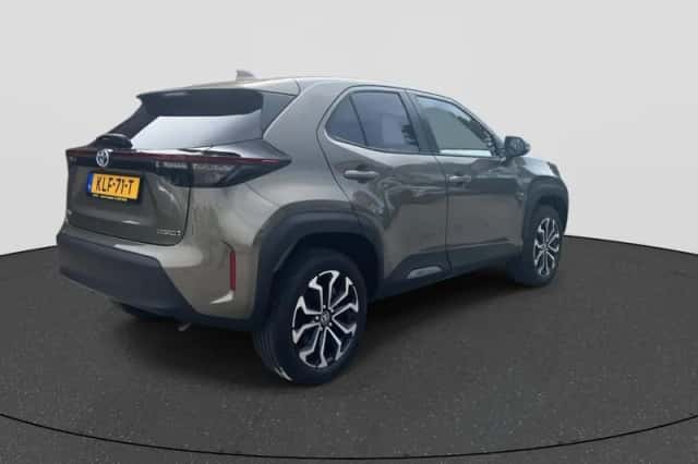Toyota Yaris Cross (2022) thumbnail 5