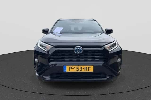 Toyota RAV4 (2022) thumbnail 2