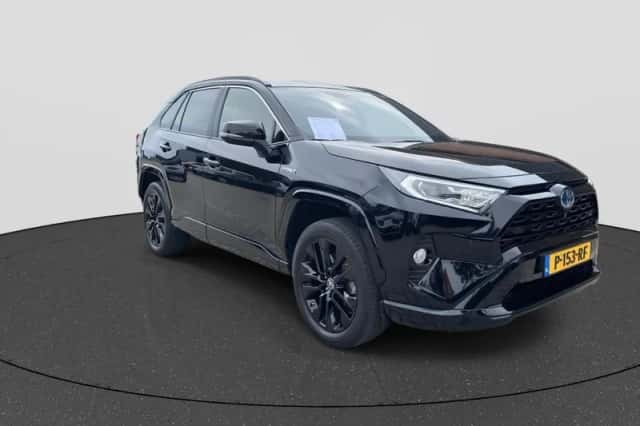 Toyota RAV4 (2022) thumbnail 3