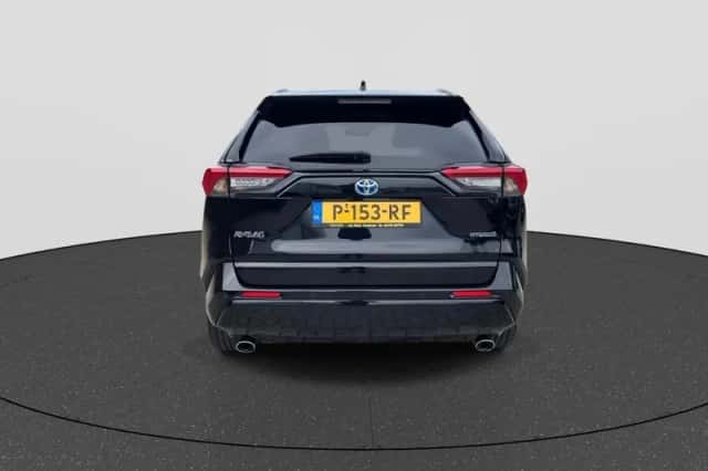 Toyota RAV4 (2022) thumbnail 6