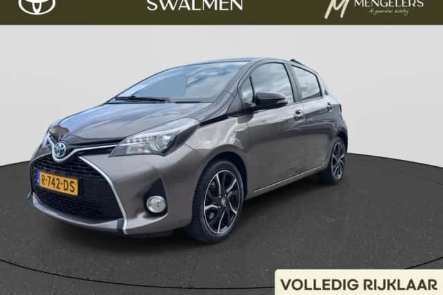 Toyota Yaris (2017) thumbnail 1
