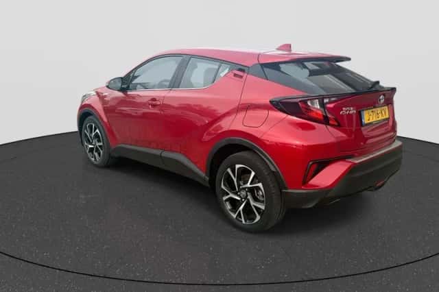 Toyota C-HR (2020) thumbnail 3