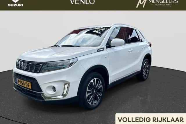Suzuki Vitara (2023) thumbnail 1