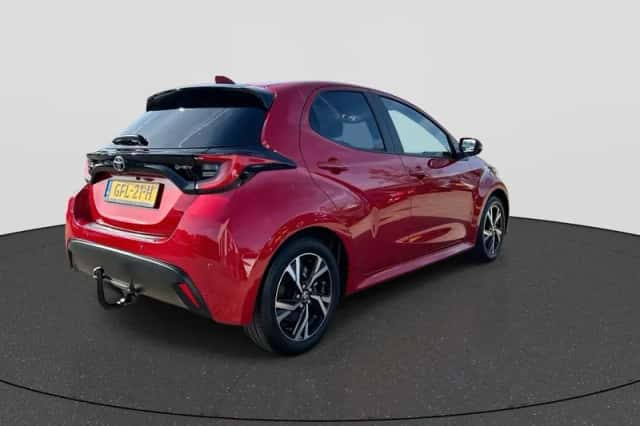 Toyota Yaris (2024) thumbnail 5