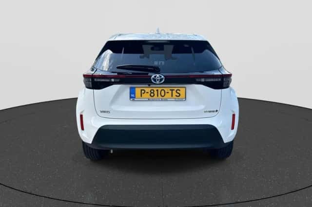 Toyota Yaris Cross (2022) thumbnail 4
