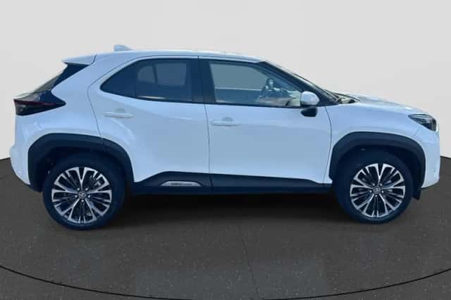 Toyota Yaris Cross (2022) thumbnail 6