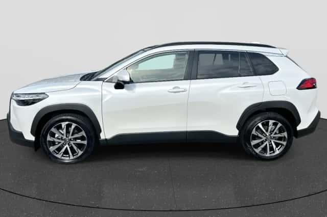 Toyota Corolla Cross (2024) thumbnail 2