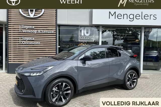 Toyota C-HR (2026) thumbnail 1