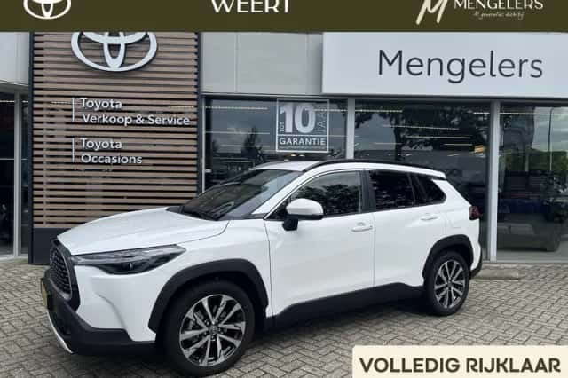 Toyota Corolla Cross (2024) thumbnail 1