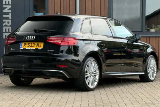 Audi A3 (2017) thumbnail 4