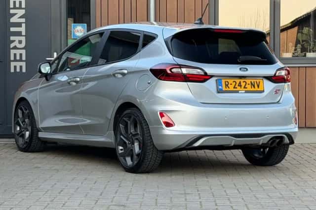Ford Fiesta (2022) thumbnail 5