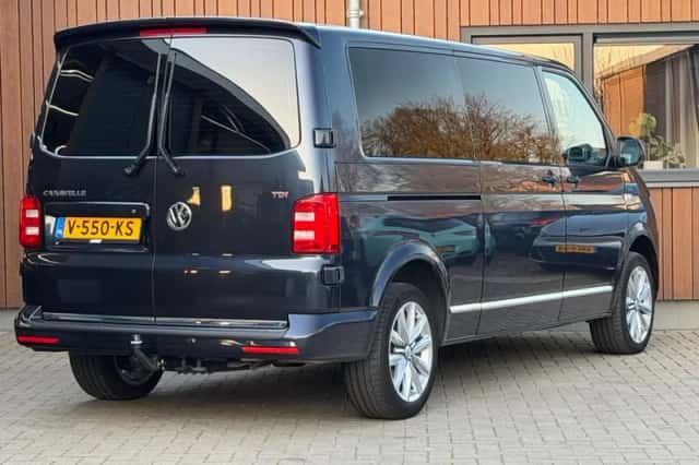 Volkswagen Transporter (2017) thumbnail 4
