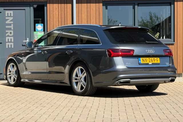 Audi A6 (2017) thumbnail 5