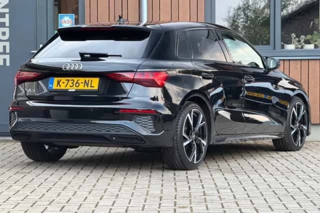 Audi A3 (2021) thumbnail 4