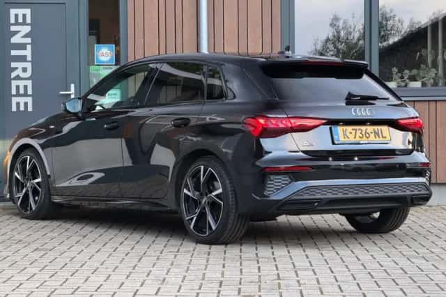 Audi A3 (2021) thumbnail 5
