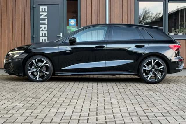 Audi A3 (2021) thumbnail 6