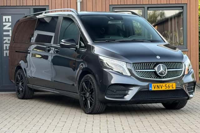 Mercedes-Benz V-Klasse (2022) thumbnail 2