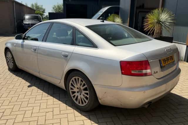 Audi A6 (2004) thumbnail 4