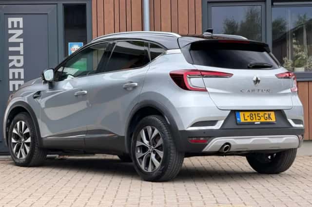 Renault Captur (2020) thumbnail 5