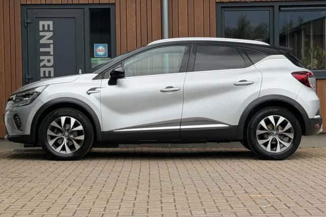 Renault Captur (2020) thumbnail 6